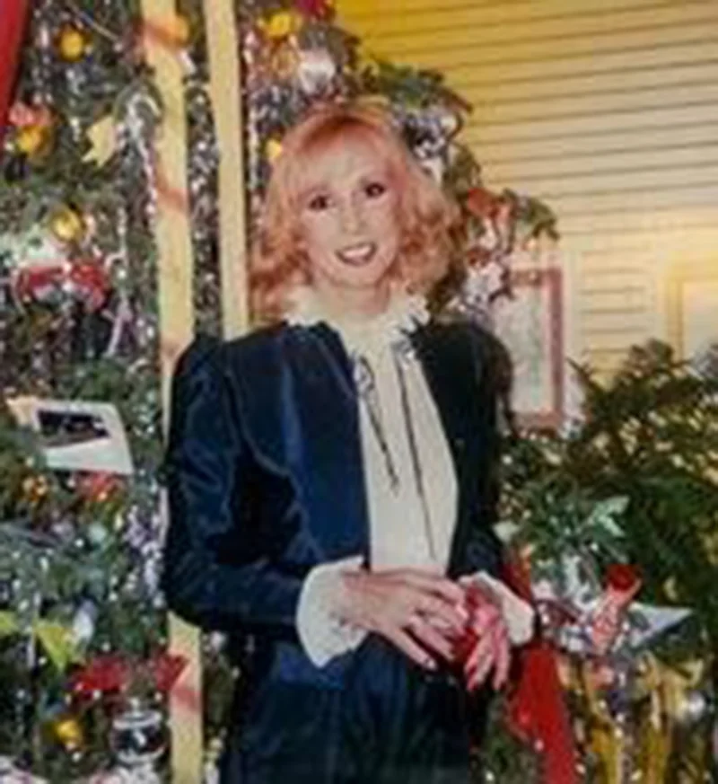 ICA in gratitude to past leader